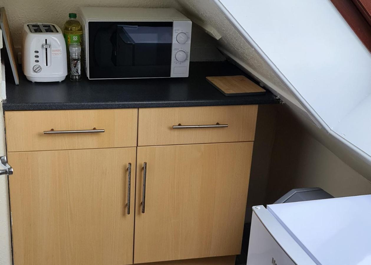Inviting 1-Bed Apartment In Campbeltown Loch Views Экстерьер фото